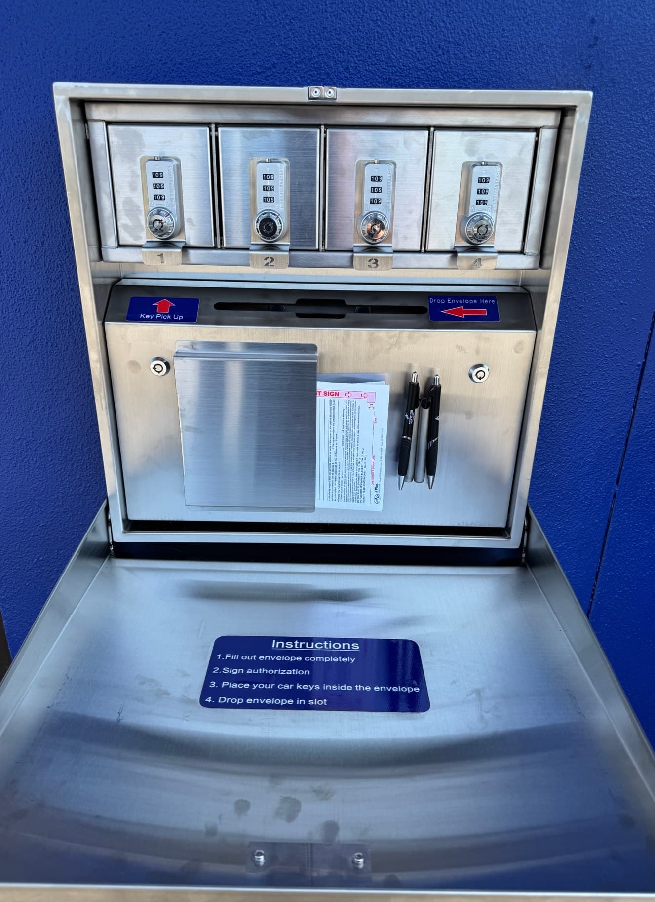 Key locker mechanism for secure key drop-off