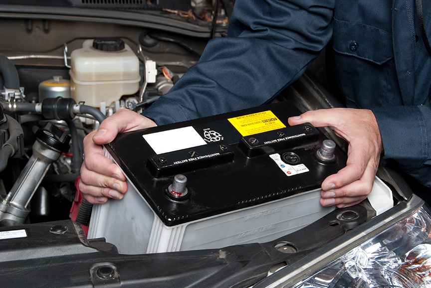 When Should You Replace Your Car Battery? Lifespan, Warning Signs, and Tips